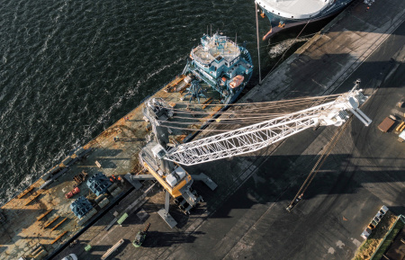 Port Gdańsk Eksploatacja signs up for new mobile harbour crane - анонс